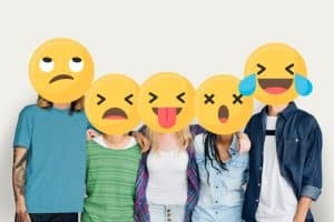 cinco emoticonos