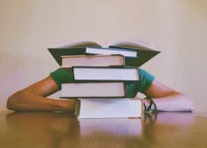 libros apilados